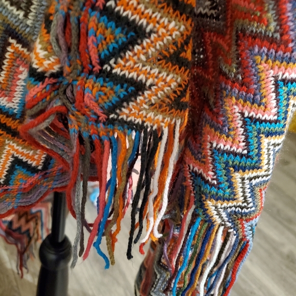 Multi-Color Poncho - Picture 5 of 7